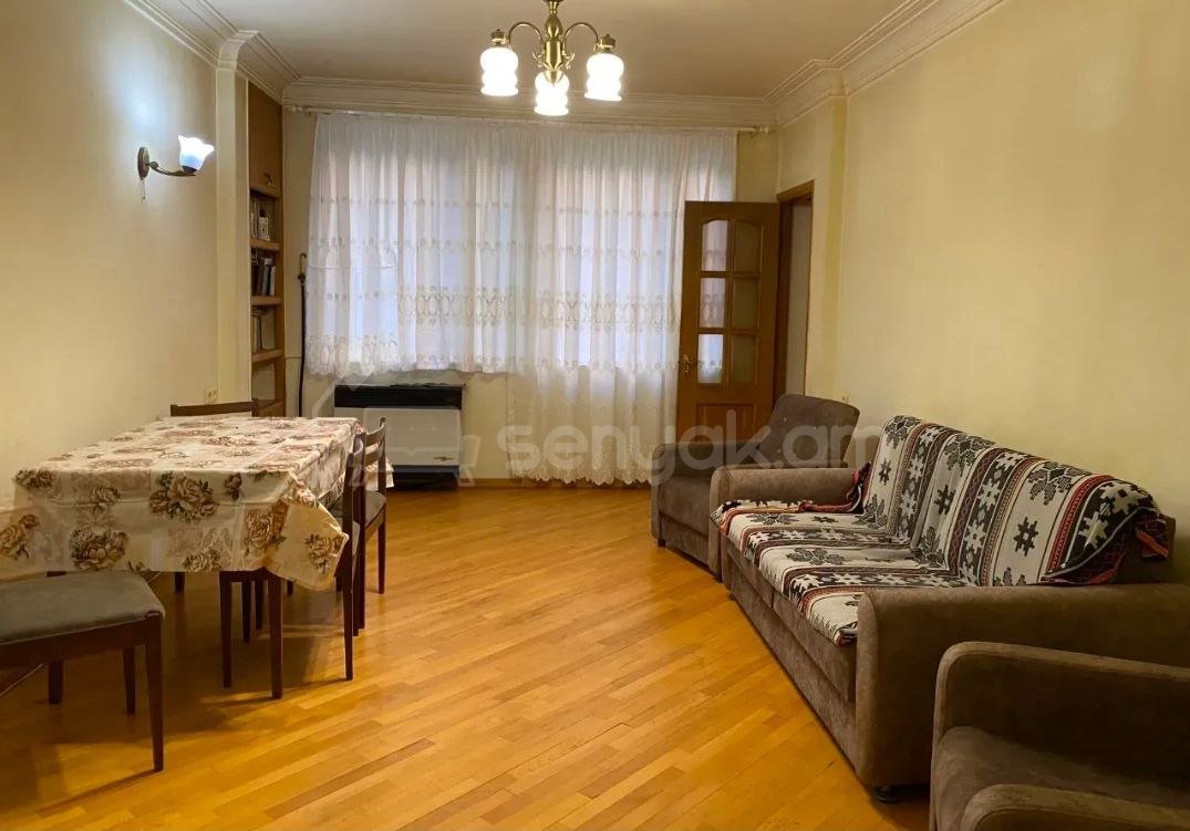 2 Սենյականոց Բնակարան, 50քմ, 1/7 հարկ, Նորմալ Վիճակում, Կահավորված, Արևկող