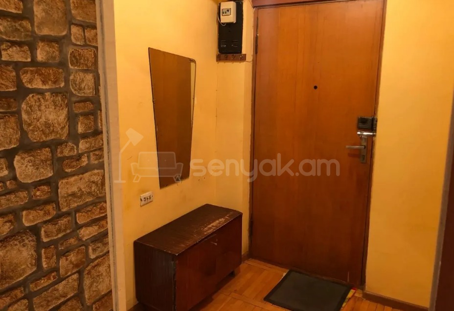 2 Սենյականոց Բնակարան, 44քմ, 6/9 հարկ, Նորմալ Վիճակում