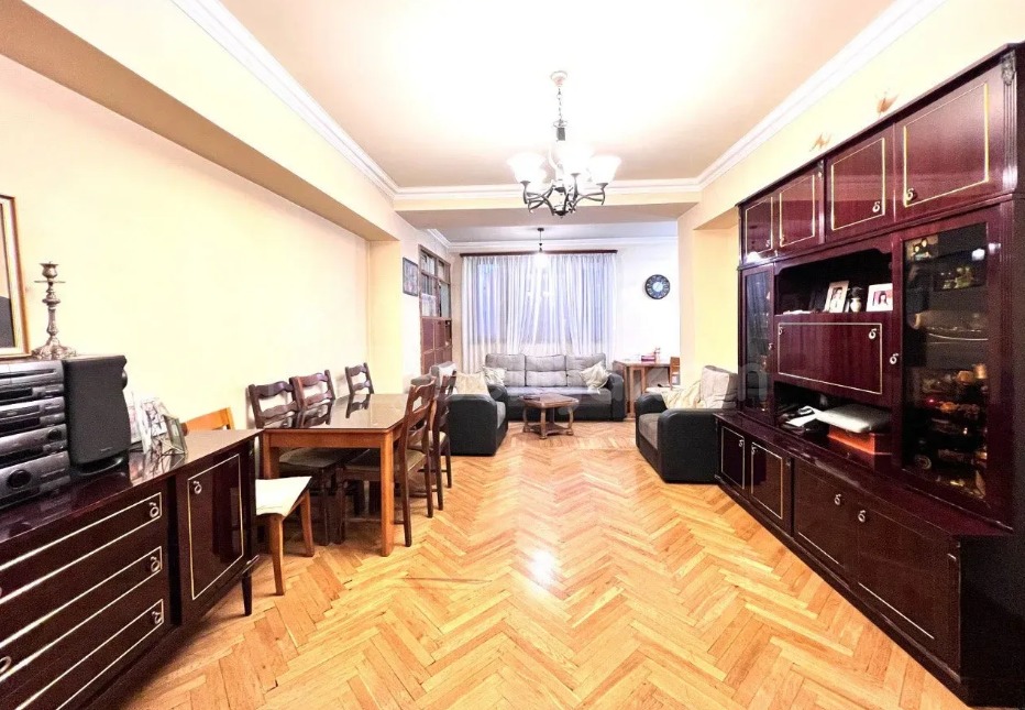 3 Սենյականոց Բնակարան, 66քմ, 7/11 հարկ, Նորմալ Վիճակում