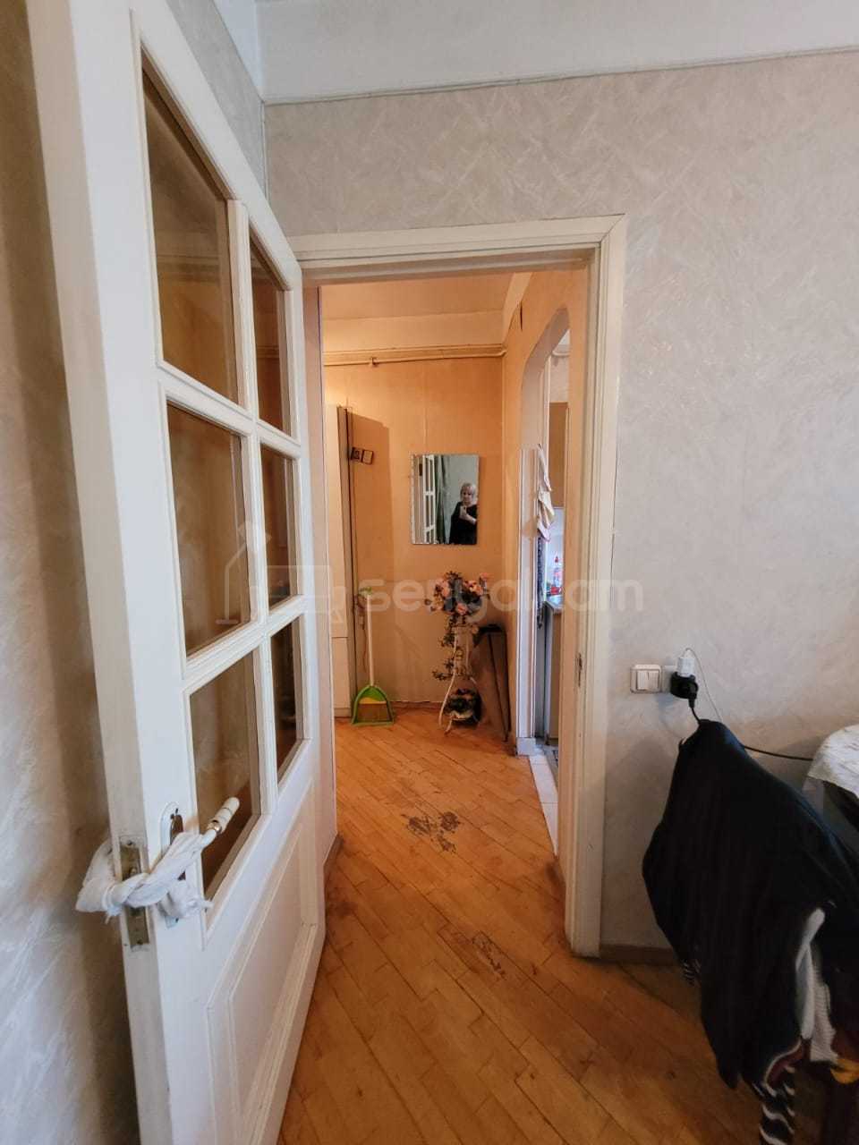 2 Սենյականոց Բնակարան Քարե Շենքում, 47քմ, 2/5 հարկ, Կոսմետիկ Վերանորոգված, Կահավորված, Արևկող