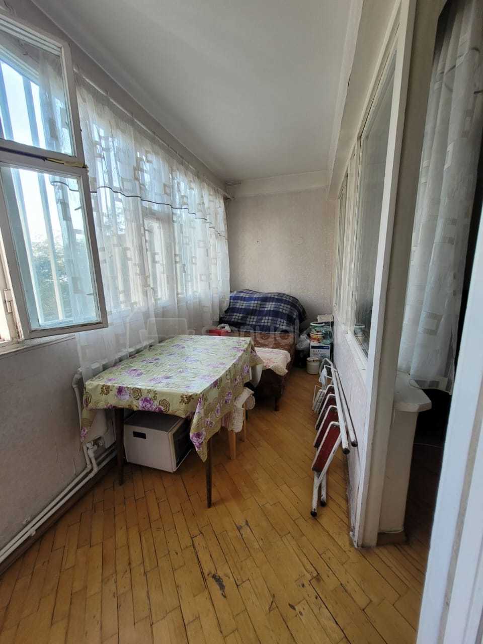 2 Սենյականոց Բնակարան Քարե Շենքում, 47քմ, 2/5 հարկ, Կոսմետիկ Վերանորոգված, Կահավորված, Արևկող
