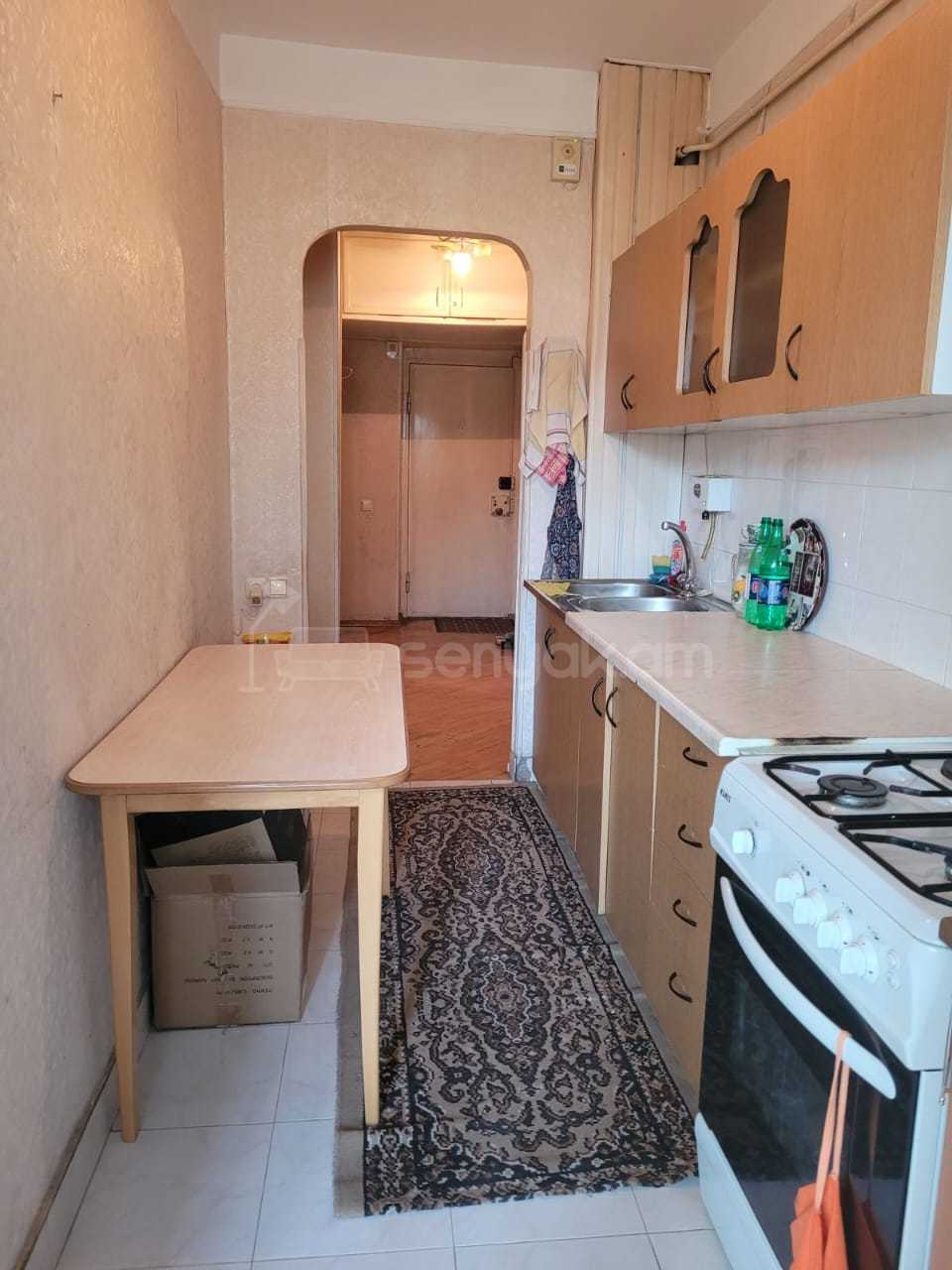 2 Սենյականոց Բնակարան Քարե Շենքում, 47քմ, 2/5 հարկ, Կոսմետիկ Վերանորոգված, Կահավորված, Արևկող