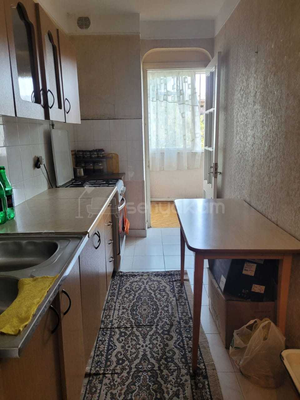 2 Սենյականոց Բնակարան Քարե Շենքում, 47քմ, 2/5 հարկ, Կոսմետիկ Վերանորոգված, Կահավորված, Արևկող