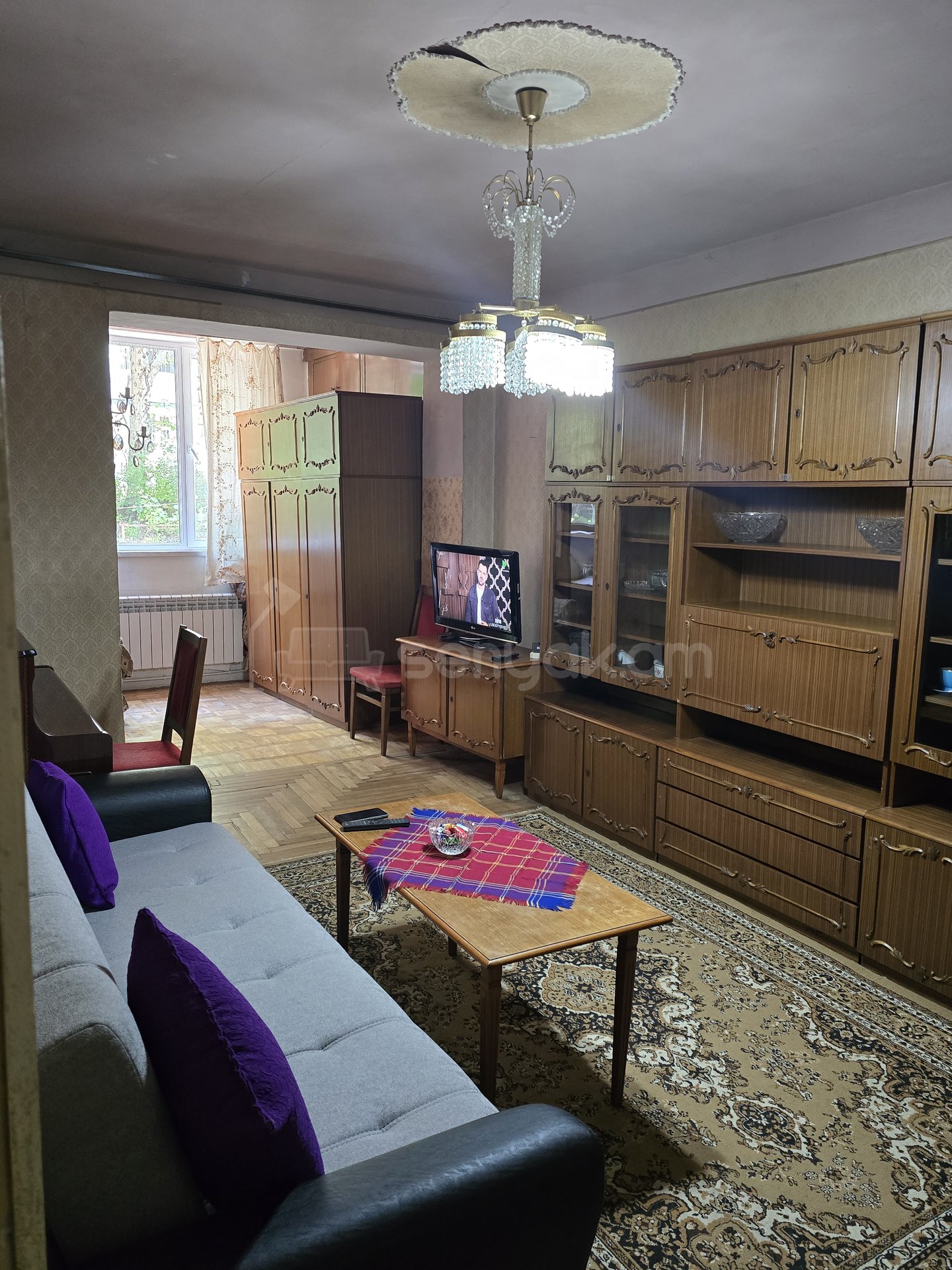 2 Սենյականոց Բնակարան Քարե Շենքում, 67քմ, 2/5 հարկ, Նորմալ Վիճակում, Կահավորված, Արևկող