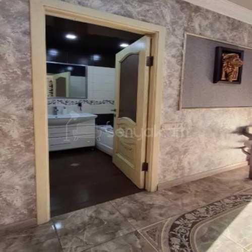 3 Սենյականոց Բնակարան Քարե Շենքում, 78քմ, 2/5 հարկ, Կապիտալ Վերանորոգված, Կահավորված, Արևկող