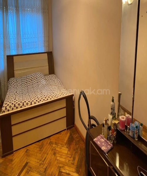 2 Սենյականոց Բնակարան Քարե Շենքում, 65քմ, 1/4 հարկ, Կոսմետիկ Վերանորոգված, Կահավորված, Արևկող
