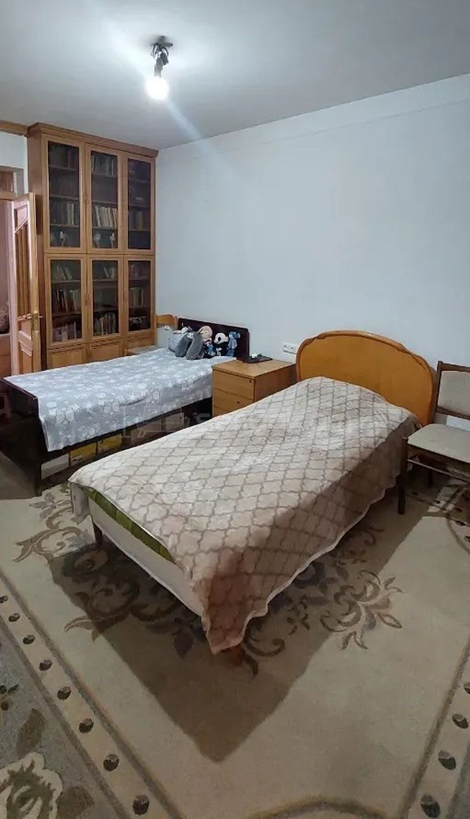 3 Սենյականոց Բնակարան Քարե Շենքում, 78քմ, 3/5 հարկ, Նորմալ Վիճակում