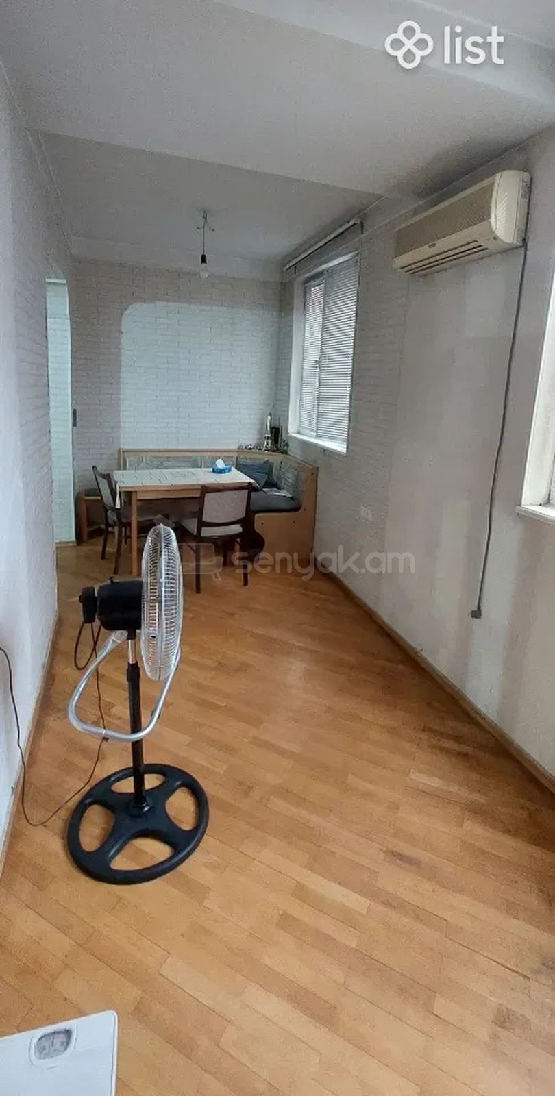 3 Սենյականոց Բնակարան Քարե Շենքում, 78քմ, 3/5 հարկ, Նորմալ Վիճակում