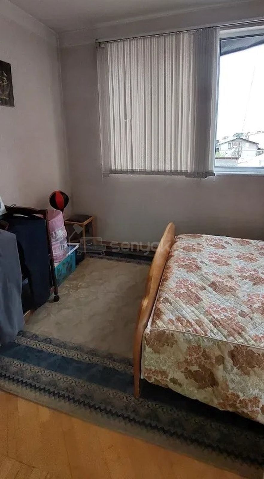 3 Սենյականոց Բնակարան Քարե Շենքում, 78քմ, 3/5 հարկ, Նորմալ Վիճակում