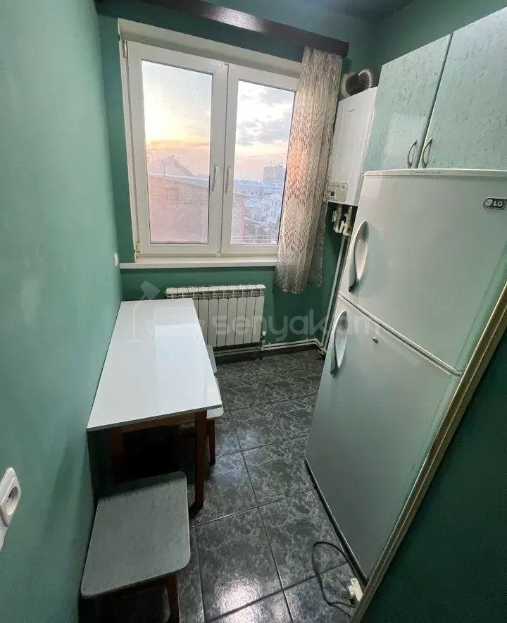 2 Սենյականոց Բնակարան Քարե Շենքում, 58քմ, 3/7 հարկ, Նորմալ Վիճակում