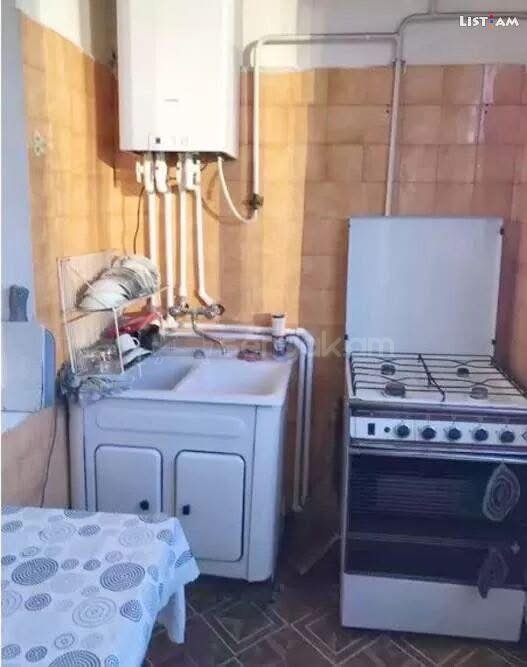 3 Սենյականոց Բնակարան, 60քմ, 7/9 հարկ, Նորմալ Վիճակում, Կահավորված, Արևկող