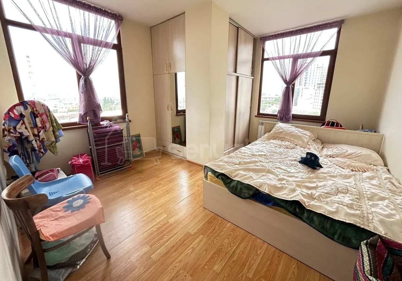 3 Սենյականոց Բնակարան Նորակառույցում, 73քմ, 9/14 հարկ, Նորմալ Վիճակում