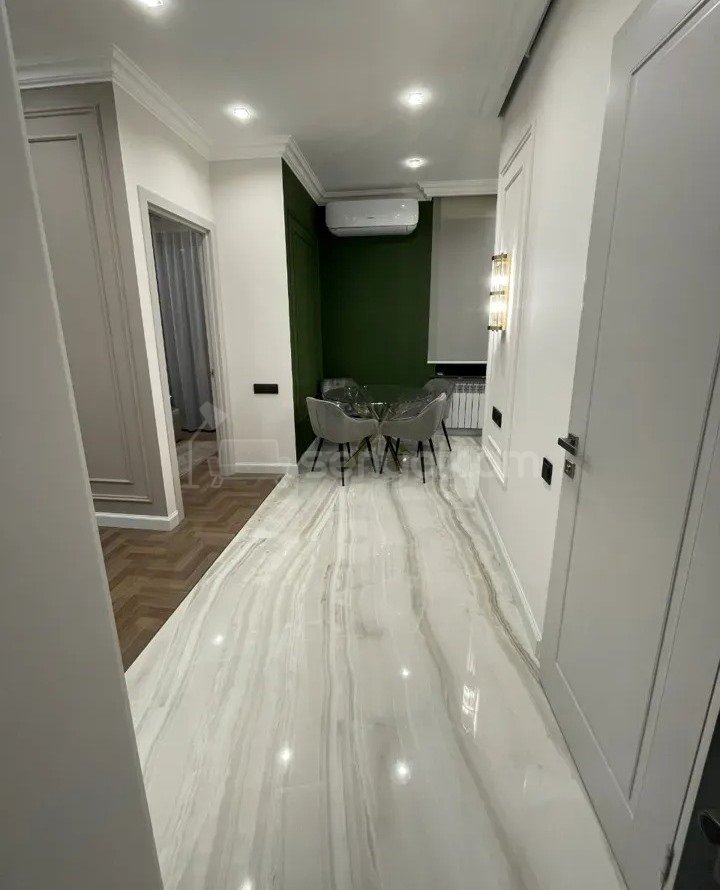 2 Սենյականոց Բնակարան Քարե Շենքում, 40քմ, 2/5 հարկ, Կապիտալ Վերանորոգված