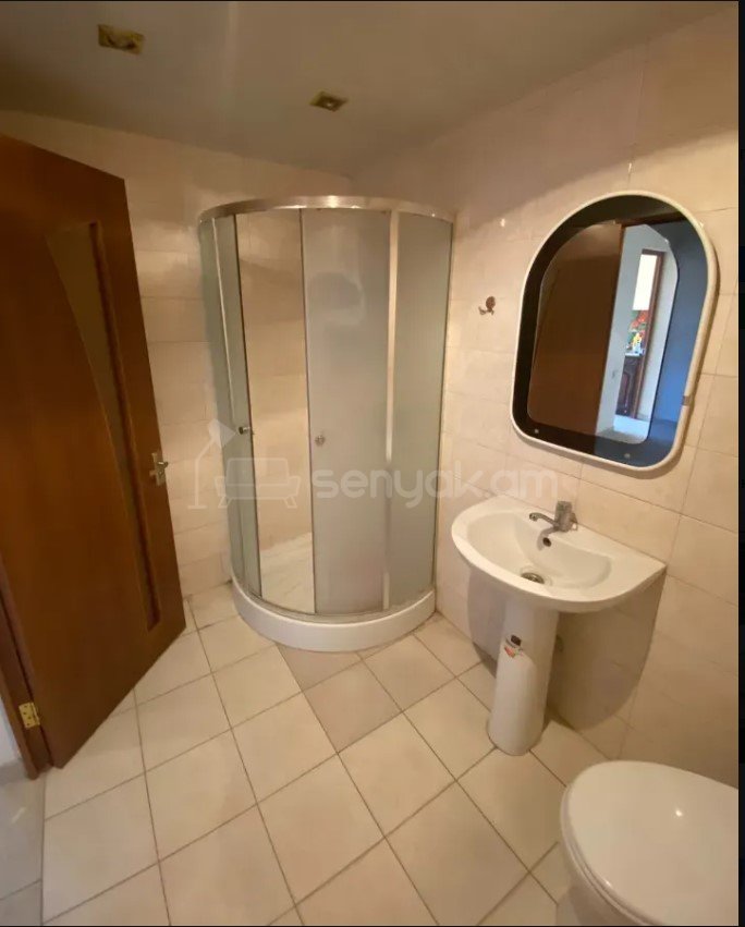 3 Սենյականոց Բնակարան Նորակառույցում, 80քմ, 4/14 հարկ, Կապիտալ Վերանորոգված, Կահավորված