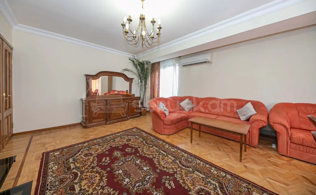 4 Սենյականոց Բնակարան, 120քմ, 3/14 հարկ, Կապիտալ Վերանորոգված