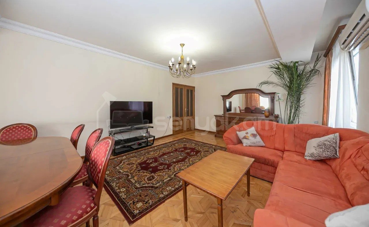 4 Սենյականոց Բնակարան, 120քմ, 3/14 հարկ, Կապիտալ Վերանորոգված