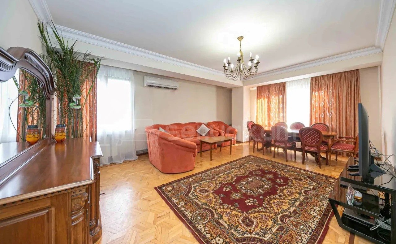 4 Սենյականոց Բնակարան, 120քմ, 3/14 հարկ, Կապիտալ Վերանորոգված