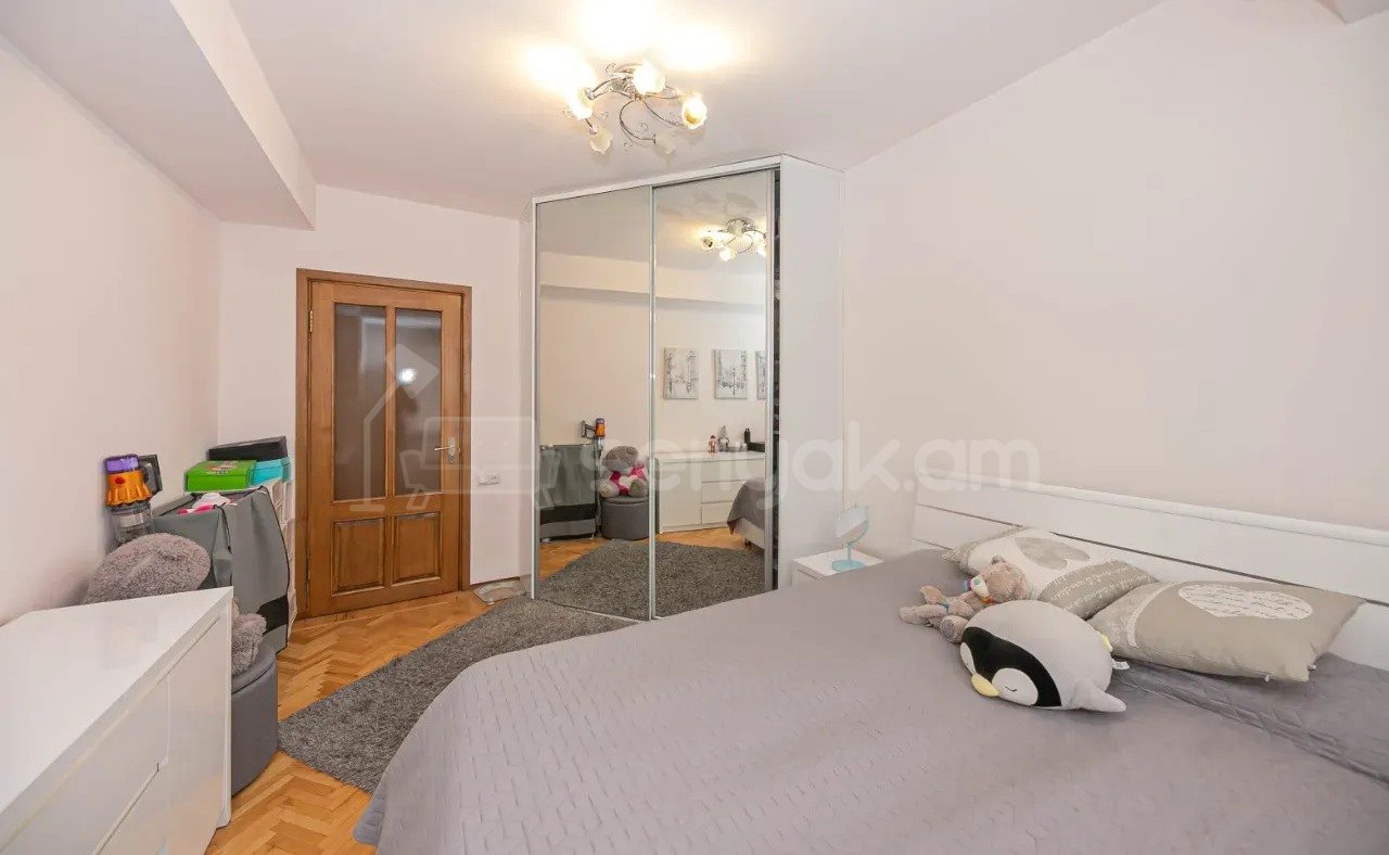 4 Սենյականոց Բնակարան, 120քմ, 3/14 հարկ, Կապիտալ Վերանորոգված