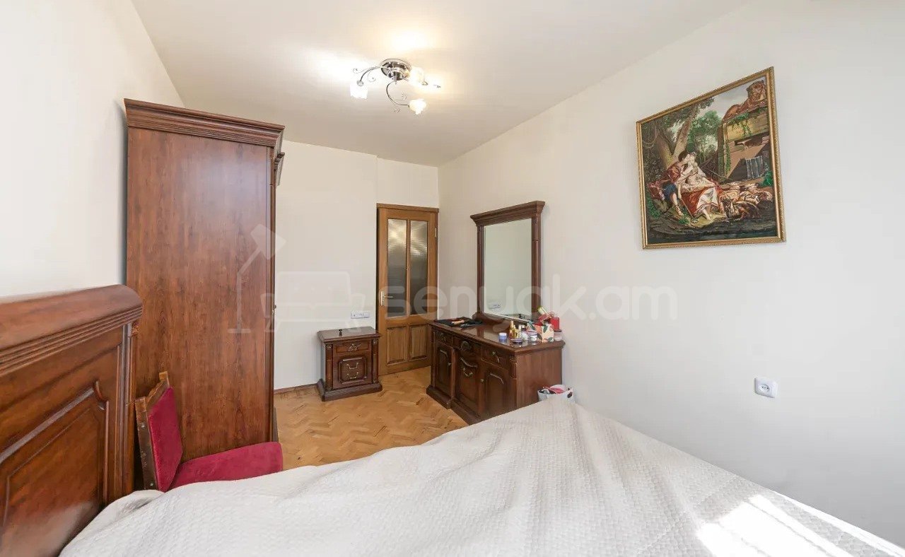 4 Սենյականոց Բնակարան, 120քմ, 3/14 հարկ, Կապիտալ Վերանորոգված