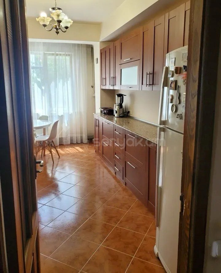 4 Սենյականոց Բնակարան, 120քմ, 3/14 հարկ, Կապիտալ Վերանորոգված