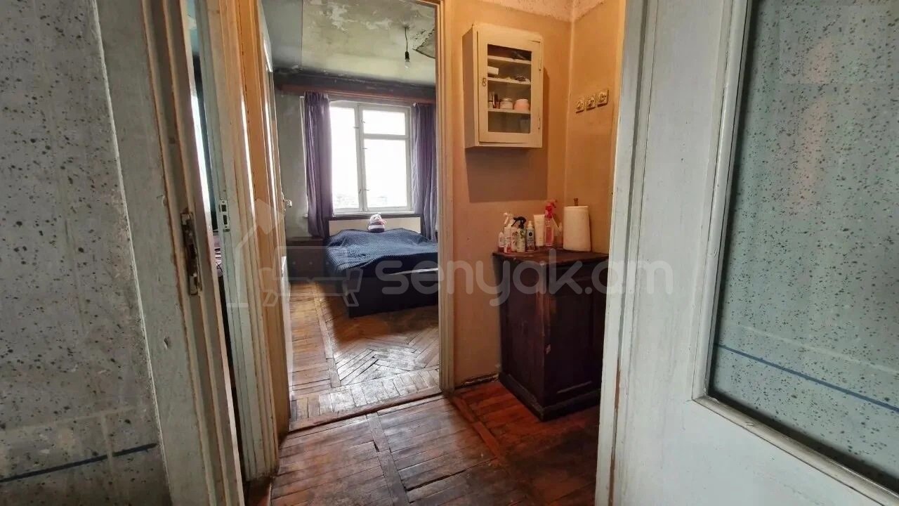 3 Սենյականոց Բնակարան, 72քմ, 9/9 հարկ, Պետական Վիճակում