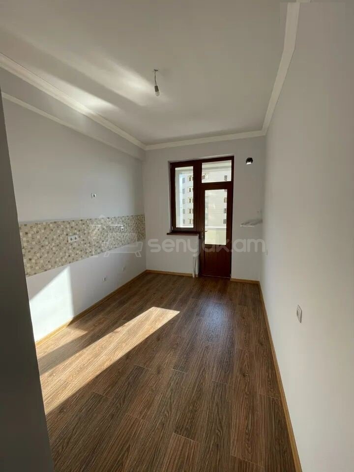 3 Սենյականոց Բնակարան, 110քմ, 4/15 հարկ, Կապիտալ Վերանորոգված