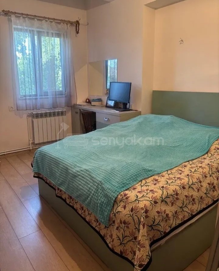 1 Սենյականոց Բնակարան Քարե Շենքում, 40քմ, 3/9 հարկ, Դիզայներական Վերանորոգված, Կահավորված