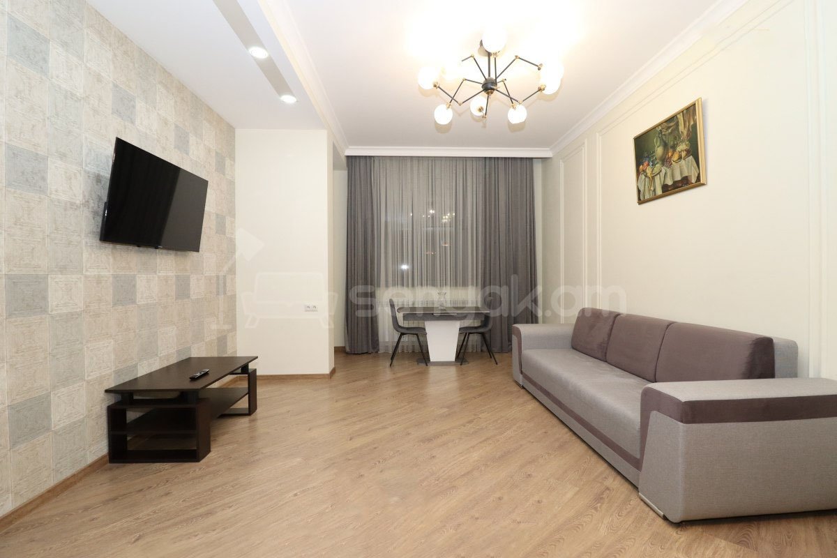 4 Սենյականոց Բնակարան, 144քմ, 1/6 հարկ, Կապիտալ Վերանորոգված