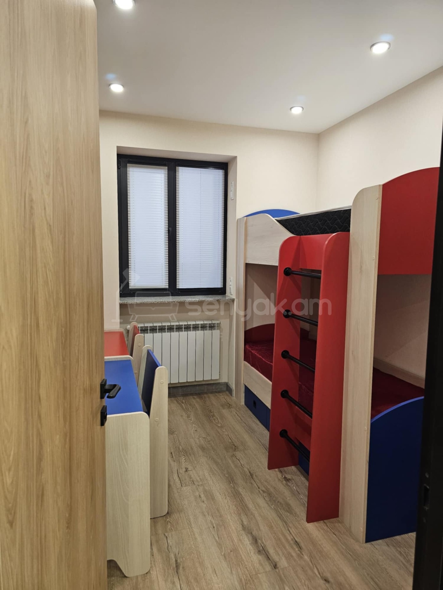 3 Սենյականոց Բնակարան, 80քմ, 1/9 հարկ, Կապիտալ Վերանորոգված, Կահավորված