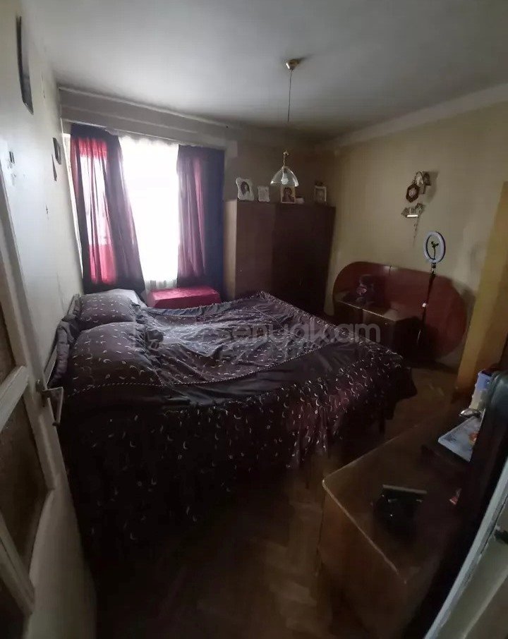 3 Սենյականոց Բնակարան, 82քմ, 10/14 հարկ, Պետական Վիճակում