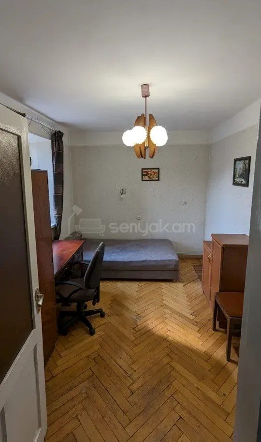 3 Սենյականոց Բնակարան Քարե Շենքում, 81քմ, 4/6 հարկ, Կոսմետիկ Վերանորոգված