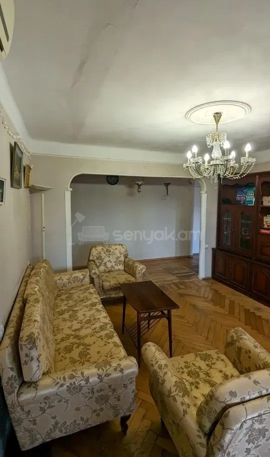 3 Սենյականոց Բնակարան Քարե Շենքում, 81քմ, 4/6 հարկ, Կոսմետիկ Վերանորոգված
