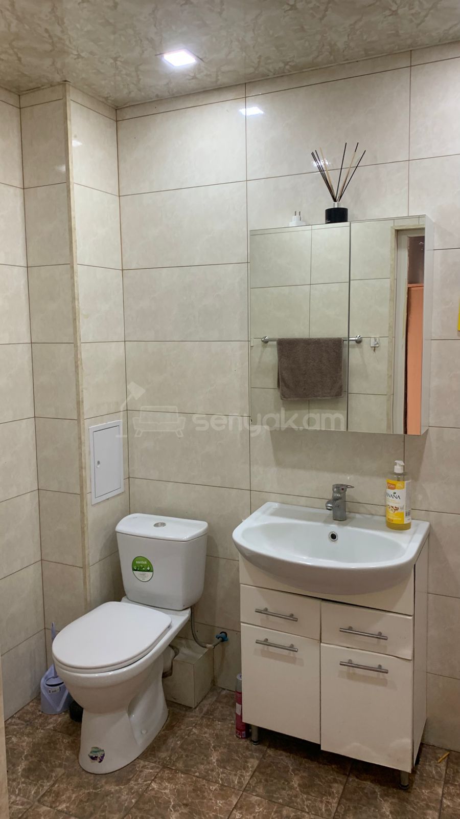 3 Սենյականոց Բնակարան Քարե Շենքում, 78քմ, 2/5 հարկ, Կոսմետիկ Վերանորոգված