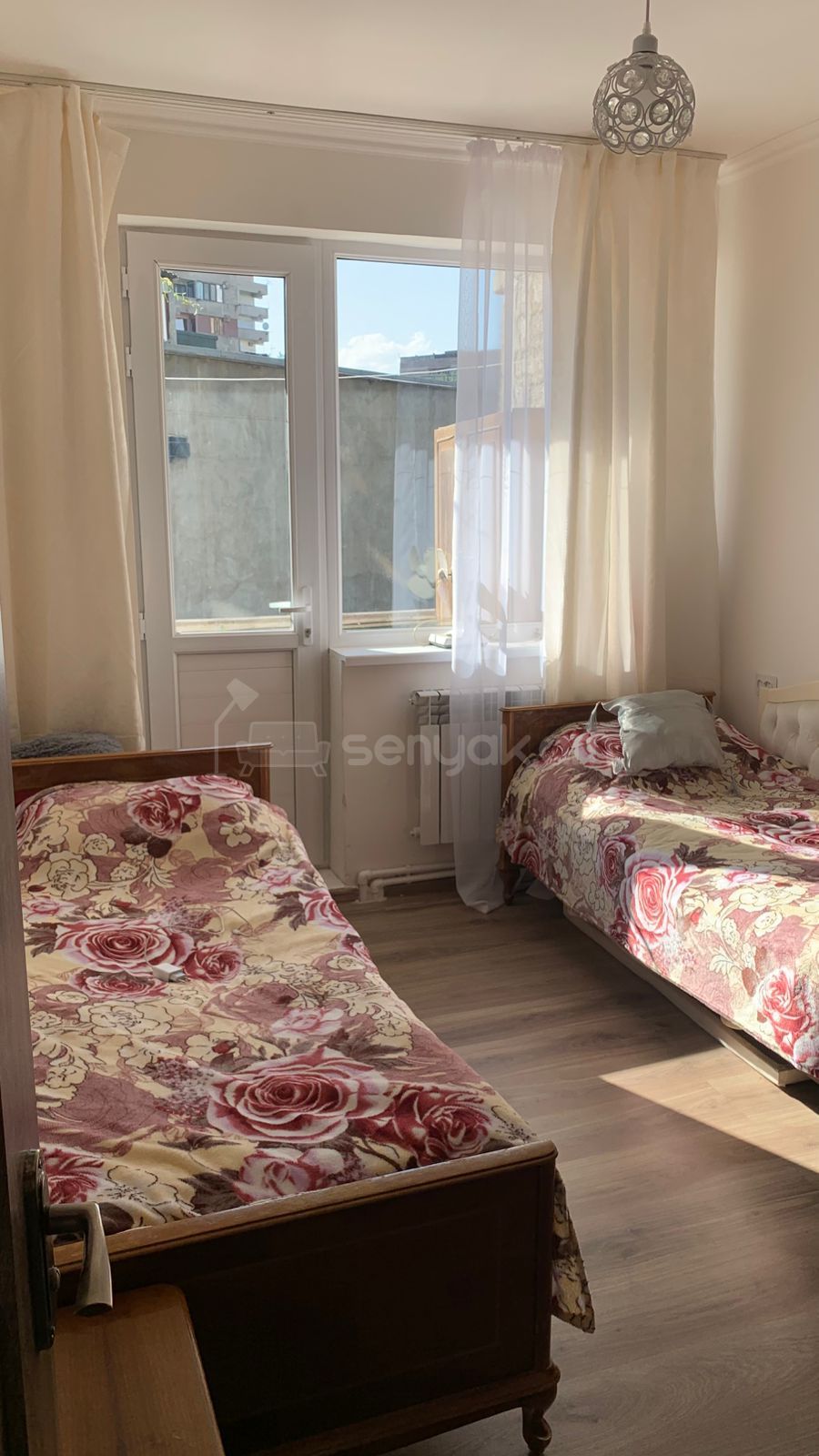 3 Սենյականոց Բնակարան Քարե Շենքում, 78քմ, 2/5 հարկ, Կոսմետիկ Վերանորոգված
