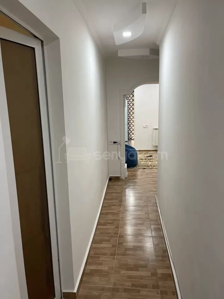 2 Սենյականոց Բնակարան Քարե Շենքում, 76քմ, 4/5 հարկ, Կապիտալ Վերանորոգված