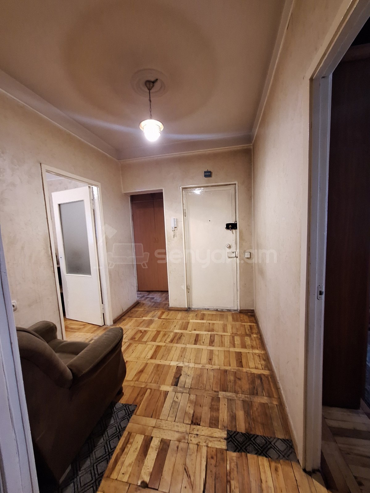 2 Սենյականոց Բնակարան, 63քմ, 3/9 հարկ, Նորմալ Վիճակում