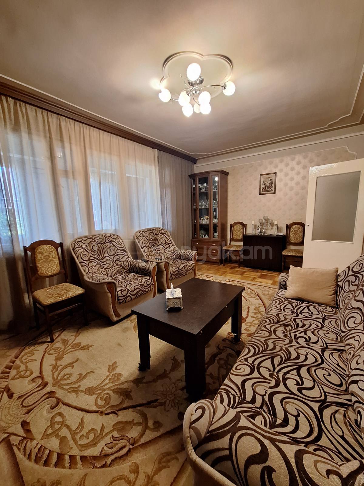 2 Սենյականոց Բնակարան, 63քմ, 3/9 հարկ, Նորմալ Վիճակում