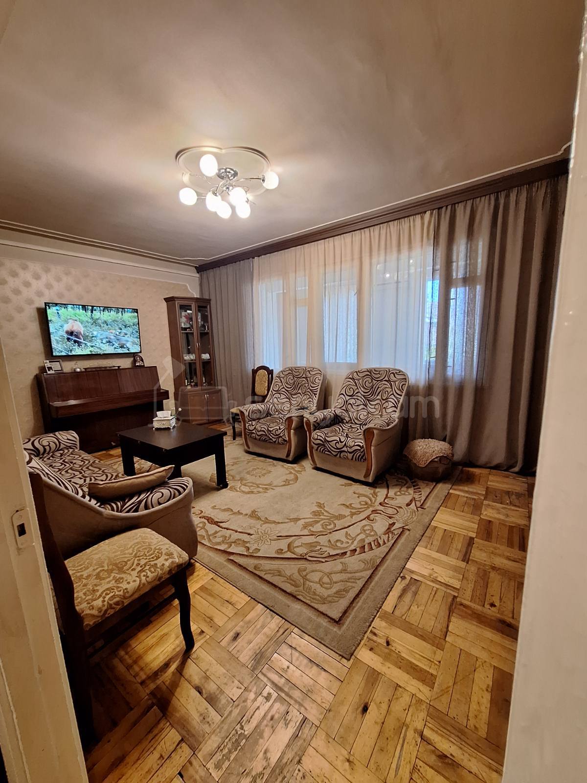 2 Սենյականոց Բնակարան, 63քմ, 3/9 հարկ, Նորմալ Վիճակում
