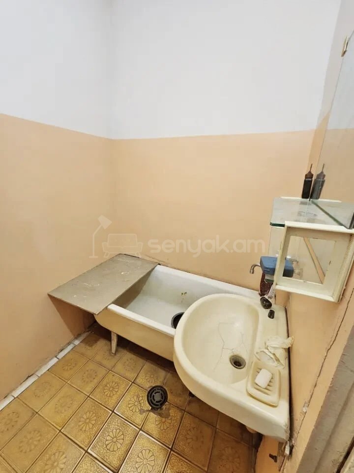 2 Սենյականոց Բնակարան, 67քմ, 6/9 հարկ, Կոսմետիկ Վերանորոգված