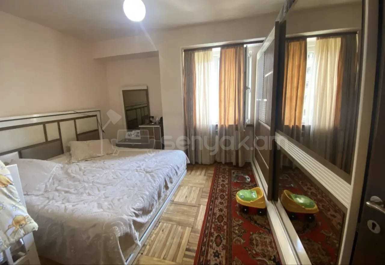 3 Սենյականոց Բնակարան, 80քմ, 7/9 հարկ, Նորմալ Վիճակում