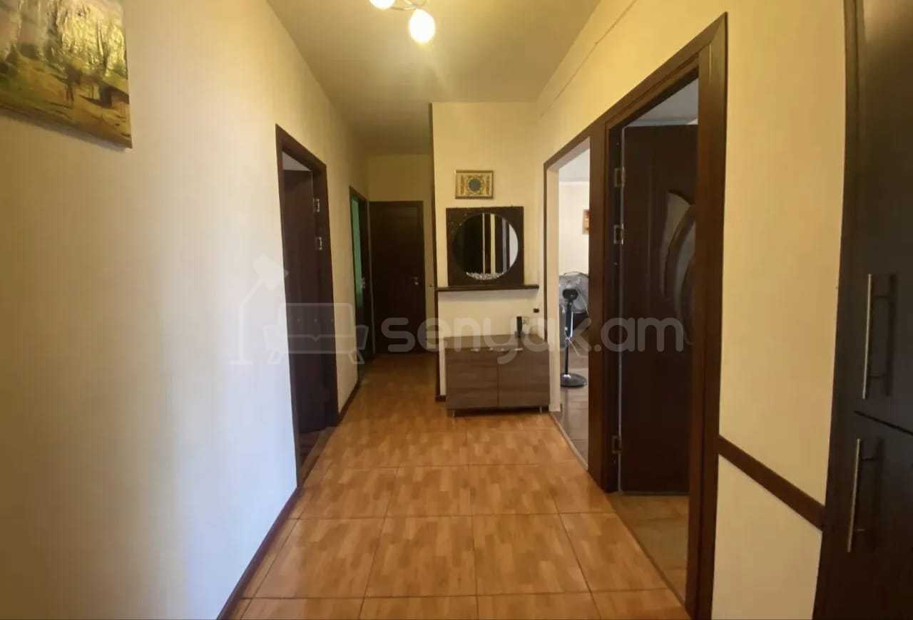 3 Սենյականոց Բնակարան, 80քմ, 7/9 հարկ, Նորմալ Վիճակում