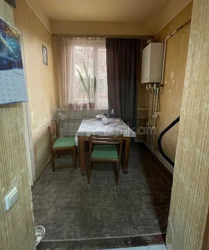 2 Սենյականոց Բնակարան, 61քմ, 1/5 հարկ, Նորմալ Վիճակում