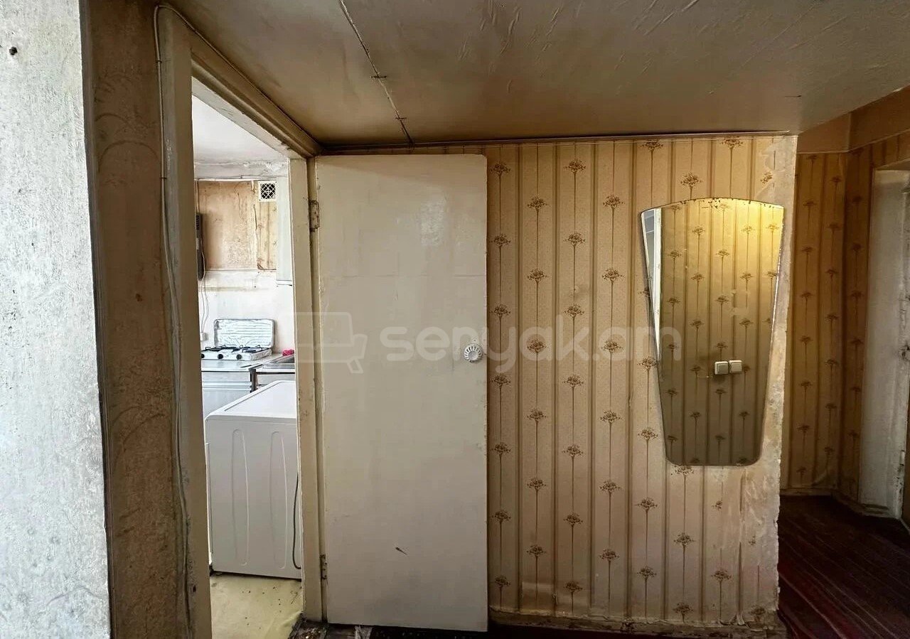 1 Սենյականոց Բնակարան, 32քմ, 3/4 հարկ, Պետական Վիճակում