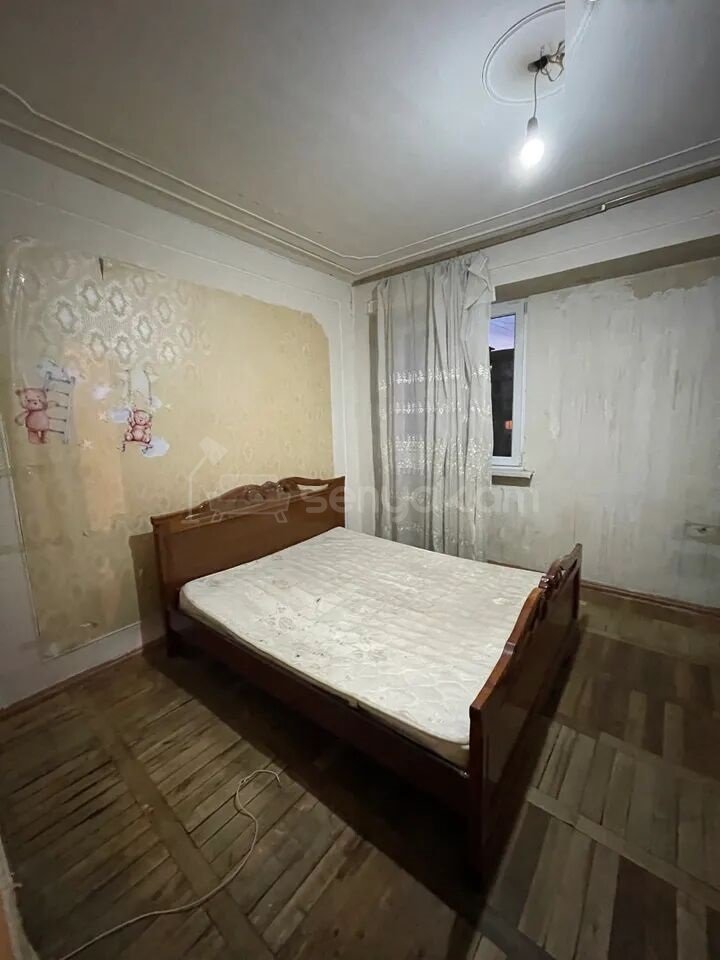 4 Սենյականոց Բնակարան, 84քմ, 7/9 հարկ, Նորմալ Վիճակում