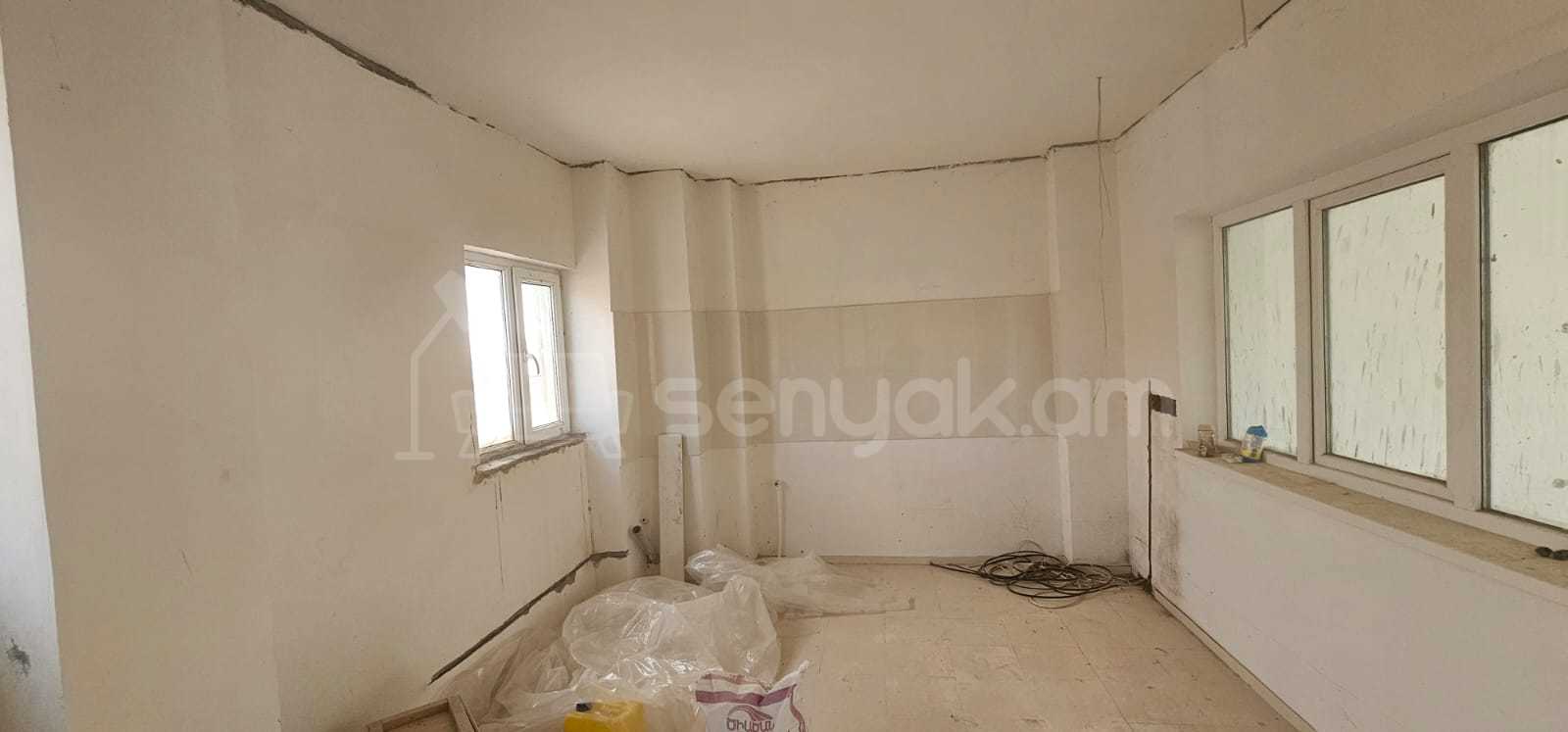4 Սենյականոց Սեփական Տուն, 170քմ, Կոսմետիկ Վերանորոգված