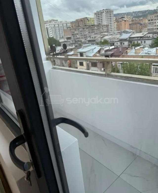 3 Սենյականոց Բնակարան Նորակառույց Քարե Շենքում, 104քմ, 9/10 հարկ, Դիզայներական Վերանորոգված, Կահավորված, Արևկող