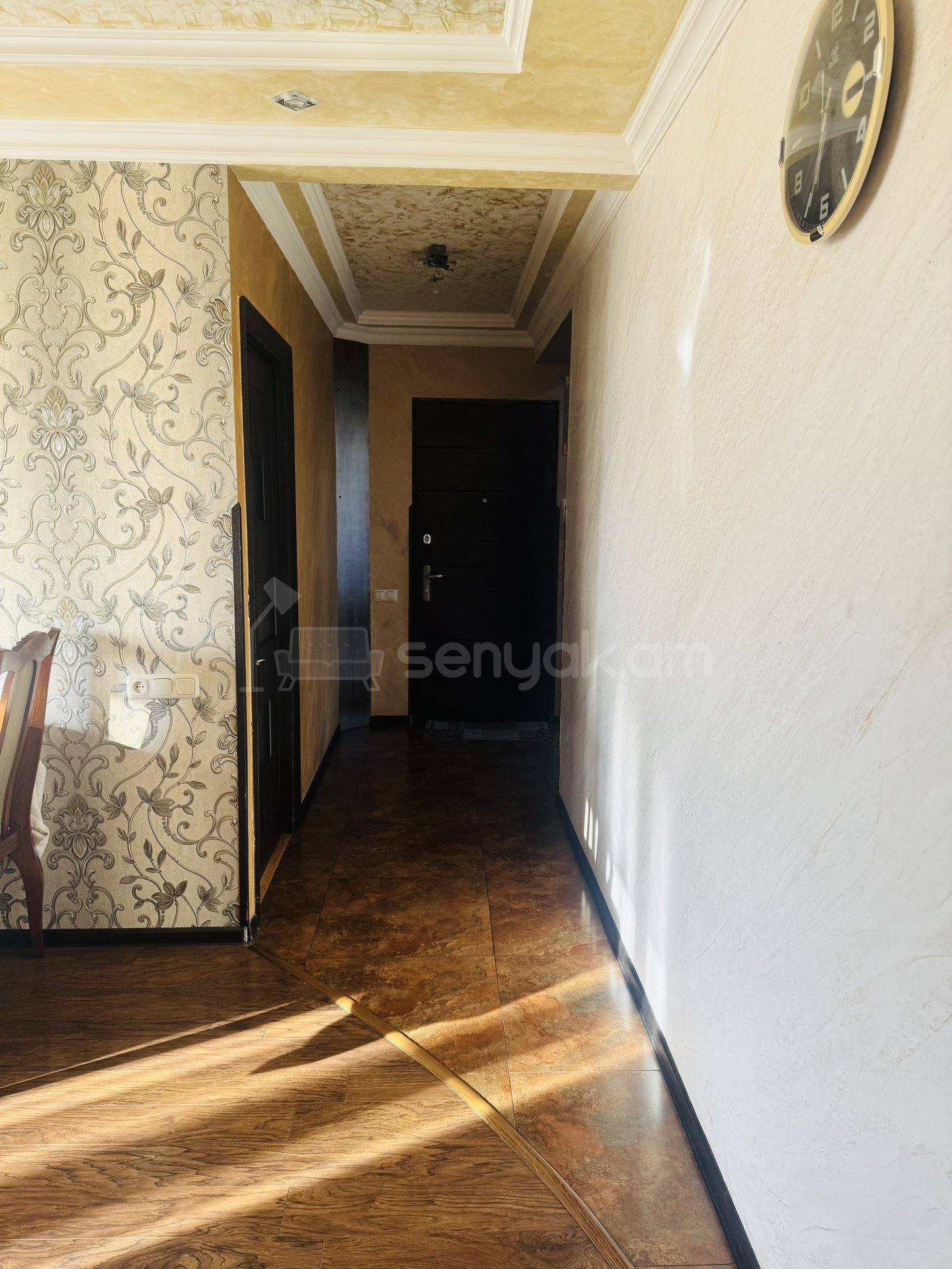 4 Սենյականոց Բնակարան, 92քմ, 6/9 հարկ, Կապիտալ Վերանորոգված, Կահավորված