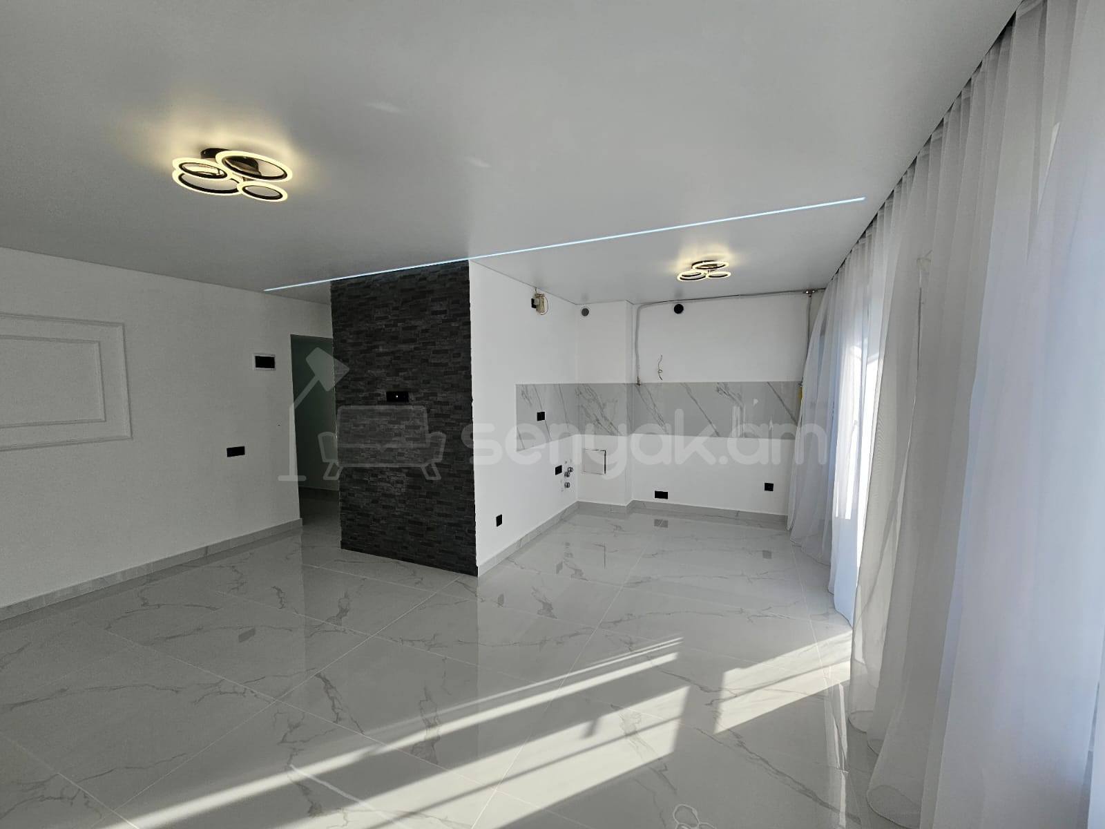 3 Սենյականոց Բնակարան Քարե Շենքում, 78քմ, 3/4 հարկ, Կապիտալ Վերանորոգված