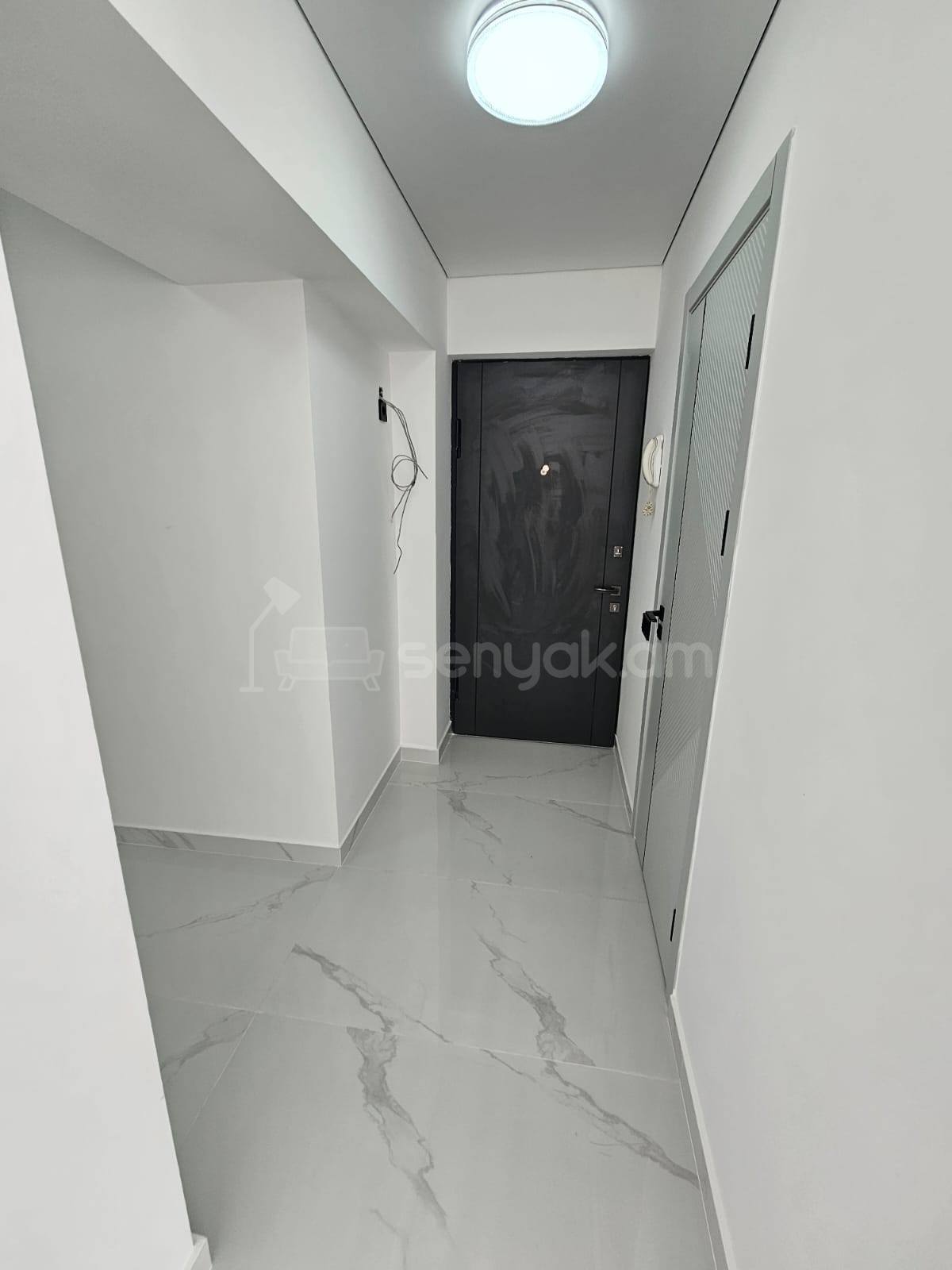 3 Սենյականոց Բնակարան Քարե Շենքում, 78քմ, 3/4 հարկ, Կապիտալ Վերանորոգված