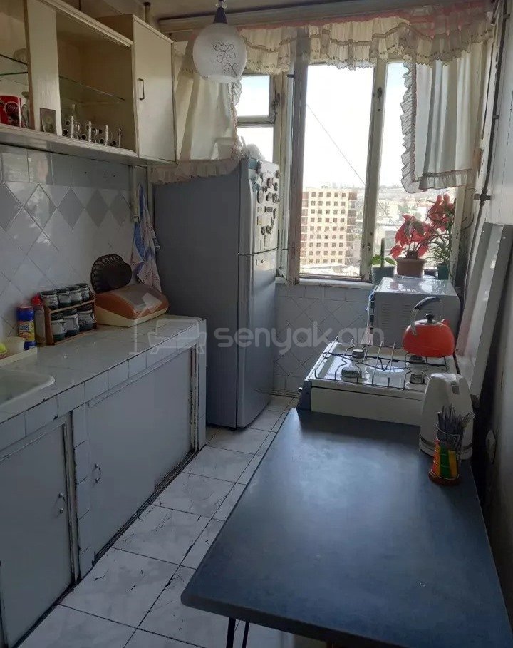 3 Սենյականոց Բնակարան, 82քմ, 10/14 հարկ, Նորմալ Վիճակում